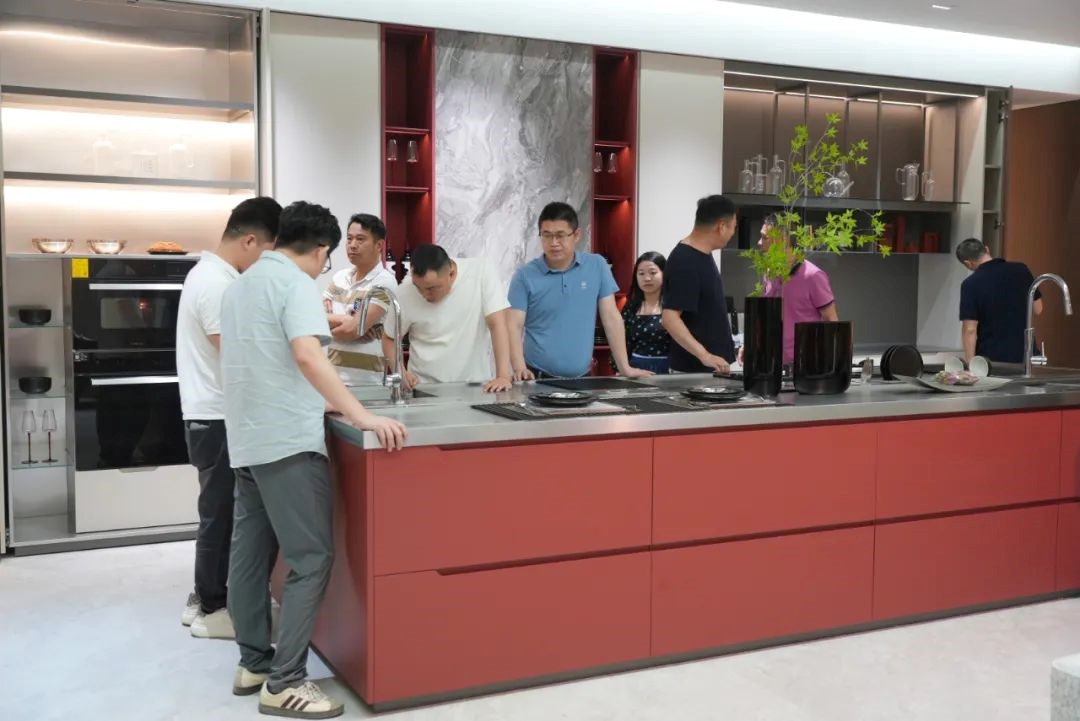 stainless-steel-cabinet-manufacturers-20250530-12.jpg