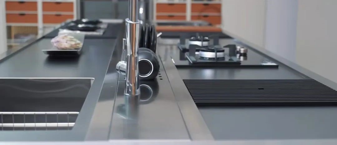 stainless-steel-cabinet-manufacturers-20250604-2.jpg