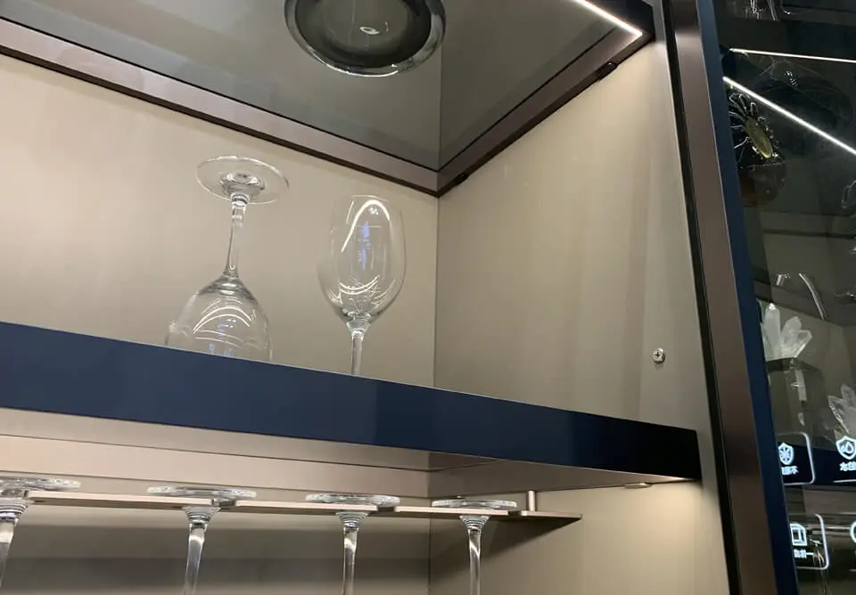 Modern Wine Cabinet Design