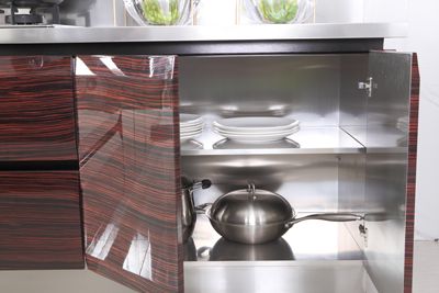 stainless steel cupboard characteristics