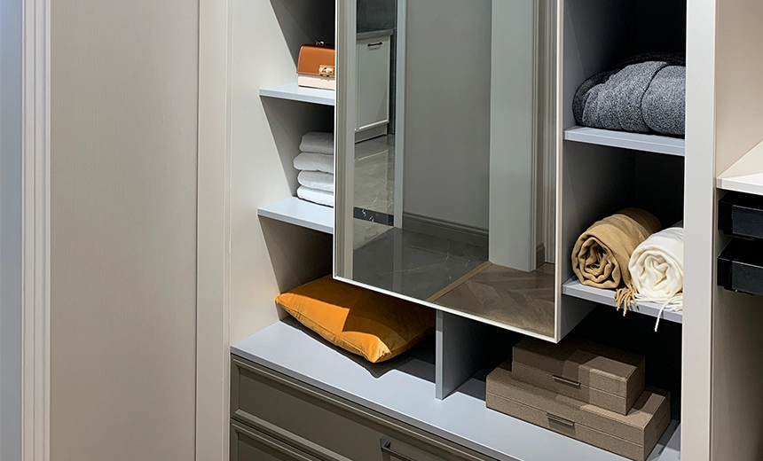 modern closets for bedroom