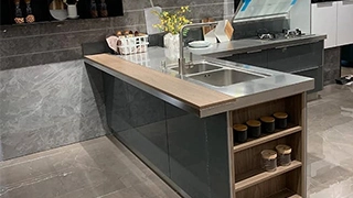 Wood Grain Kitchen Cabinet