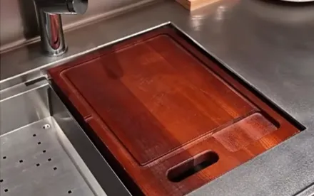 No wonder stainless steel cabinets are becoming increasingly popular